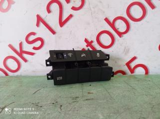 Кнопки прочие Hyundai Santa Fe DM D4HA 937002W310 1 ракурс