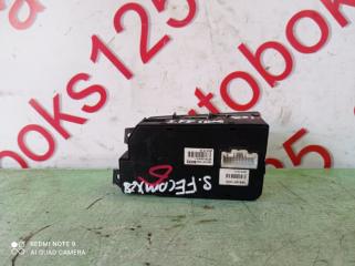 Кнопки прочие Hyundai Santa Fe DM D4HA 937002W310 2 ракурс