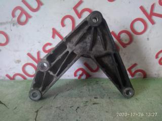 Кронштейн опоры двигателя Chevrolet Cruze J300 F18D4 13248670 2 ракурс