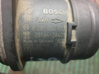 Датчик расхода воздуха Hyundai i30 281642A401 3 ракурс