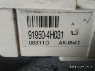 Блок предохранителей Hyundai Grand Starex TQ D4CB 919504H031 3 ракурс
