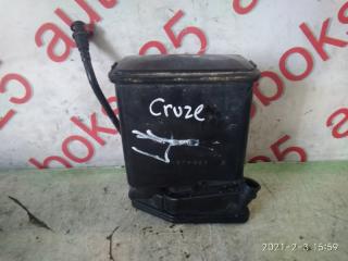 Фильтр паров топлива Chevrolet Cruze J300 F18D4 13251275 1 ракурс