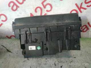 Блок предохранителей Chevrolet Cruze J300 F18D4 13222782 3 ракурс