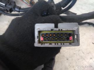 Проводка под капотом Hyundai Starex A1 D4CB 914904A150 3 ракурс