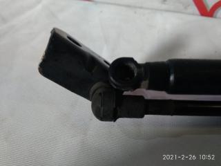Амортизатор двери Kia Sorento BL D4CB 811813E010 3 ракурс