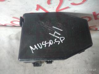 Блок предохранителей SsangYong Musso Sports FJ OM662 (662 920) 8230505930, 8232305000 3 ракурс