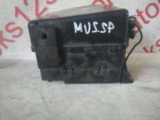 Блок предохранителей SsangYong Musso Sports FJ OM662 (662 920) 8230505933 4 ракурс