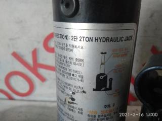Домкрат Hyundai Starex A1 D4CB 2 ракурс