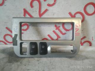 Запчасть консоль магнитофона Hyundai Galloper 1999