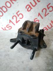 Подушка двигателя левая Hyundai Santa Fe CM D4EB 218302B400 3 ракурс Подушка двигателя левая Hyundai Santa Fe CM D4EB 218302B400 3 ракурс