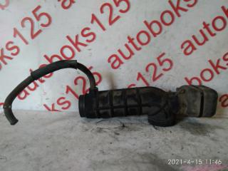 Патрубок воздушного фильтра Hyundai Porter D4CB 281384f050 2 ракурс