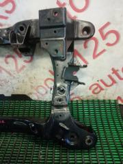 Балка под двс передняя Hyundai Grand Starex TQ D4CB 624104H000 3 ракурс Балка под двс передняя Hyundai Grand Starex TQ D4CB 624104H000 3 ракурс