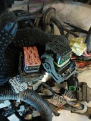Проводка под капотом Kia Bongo PU J3 911504E291 3 ракурс