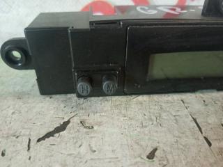 Часы Hyundai Grand Starex TQ 945204H000 2 ракурс Часы Hyundai Grand Starex TQ 945204H000 2 ракурс