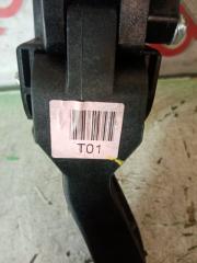 Педаль газа Hyundai Grand Starex TQ D4CB 327274H100 3 ракурс Педаль газа Hyundai Grand Starex TQ D4CB 327274H100 3 ракурс