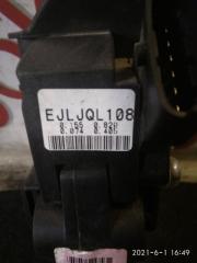 Педаль газа Hyundai Grand Starex TQ D4CB 327264H100 4 ракурс Педаль газа Hyundai Grand Starex TQ D4CB 327264H100 4 ракурс