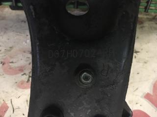 Рычаг правый передний Kia Carnival VQ J3 545014D002 2 ракурс
