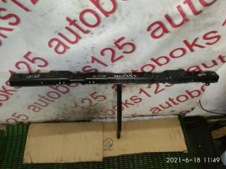 Рамка радиатора Kia Carnival VQ 641504D000 3 ракурс