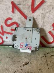 Блок управления парковкой Hyundai Santa Fe CM D4EB 957002B000 2 ракурс