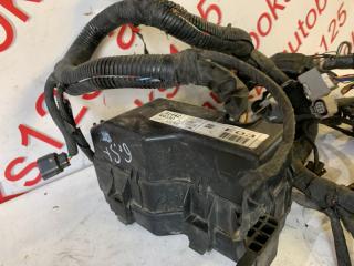Блок предохранителей правый Hyundai Grand Starex TQ D4CB 914424H030 2 ракурс