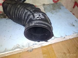 Патрубок воздушного фильтра Hyundai Santa Fe DM D4HA 281302w300 5 ракурс