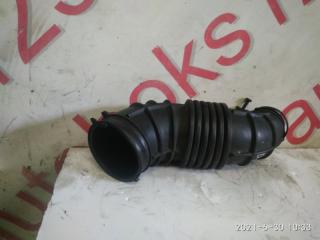 Патрубок воздушного фильтра Hyundai Santa Fe CM D4HA 281382p300 3 ракурс
