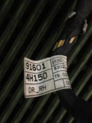 Проводка двери правая передняя Hyundai Grand Starex TQ D4CB 916014h150 3 ракурс Проводка двери правая передняя Hyundai Grand Starex TQ D4CB 916014h150 3 ракурс