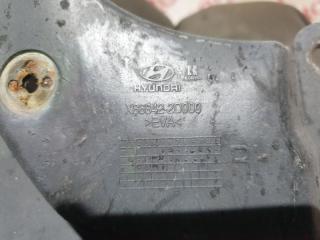 Брызговик Hyundai Elantra XD G4ED 868422D000 3 ракурс