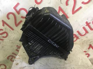 Корпус воздушного фильтра Kia Sorento XM D4HA 281102w300 3 ракурс