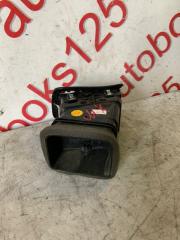 Решетка вентиляционная левая передняя Kia Mohave HM D6EB 974802J000 2 ракурс
