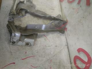 Крепление капота Kia Sorento BL D4CB 3 ракурс Крепление капота Kia Sorento BL D4CB 3 ракурс