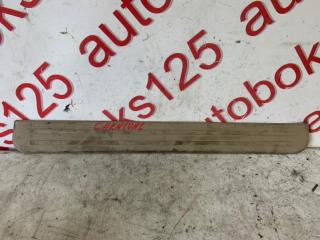 Накладка на порог правая передняя Kia Carnival VQ J3 858824D050 3 ракурс