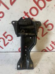 Замок капота Kia Sorento BL D4CB 811303E000 2 ракурс