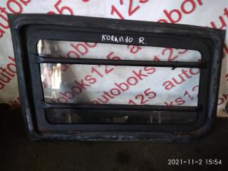 Стекло собачника правое SsangYong Korando KJ OM662 (662 910) 43R00178 4 ракурс