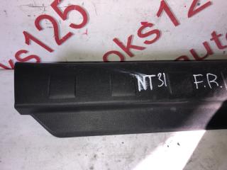 Накладка на порог правая передняя Nissan X-Trail NT31 MR20DE 76951JG00A 2 ракурс