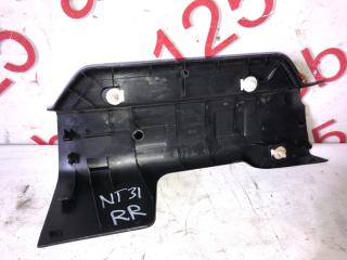 Накладка на порог правая задняя Nissan X-Trail NT31 MR20DE 76954JG00A 3 ракурс