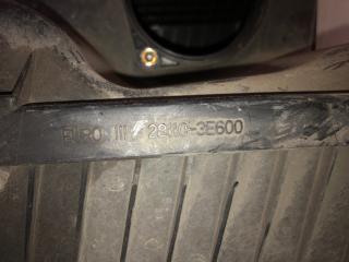 Корпус воздушного фильтра Kia Sorento BL D4CB 281103E600 5 ракурс