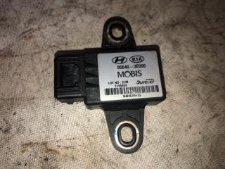 Датчик ускорения Kia Sorento BL D4CB 956403E000 2 ракурс