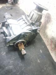 Раздатка Hyundai Santa Fe CM D4EA Y040900622 4 ракурс