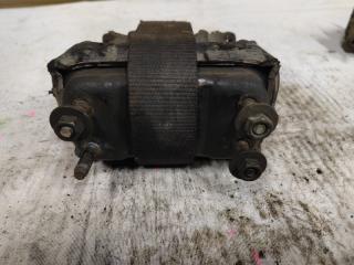 Подушка акпп Kia Sorento BL D4CB 218323E750 3 ракурс