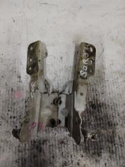 Крепление капота Kia Sorento BL D4CB 1 ракурс Крепление капота Kia Sorento BL D4CB 1 ракурс