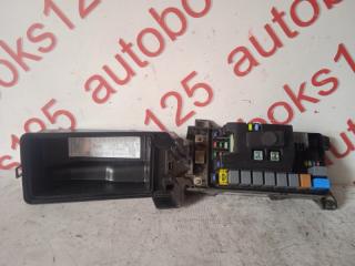 Блок предохранителей Kia Sorento BL D4CB 911613E070 5 ракурс