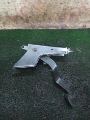 Педаль тормоза Hyundai HD 78 D4GA 5 ракурс