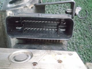 Блок abs Chevrolet Cruze J300 F18D4 13321959 3 ракурс