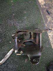 Механизм подъема кабины Hyundai HD 78 D4GA 4 ракурс