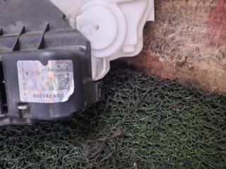 Замок двери правый передний Hyundai Grand Starex TQ D4CB 00379137 3 ракурс