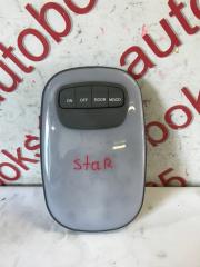 Светильник салона Hyundai Starex A1 D4CB 928004A401 1 ракурс