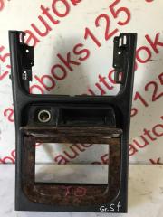 Консоль магнитофона Hyundai Galloper HQ615101 2 ракурс