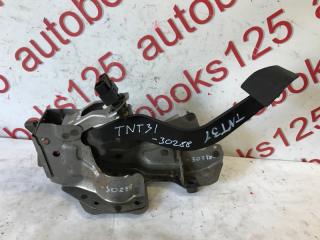 Педаль тормоза Nissan X-Trail TNT31 QR25 (DE) 3 ракурс