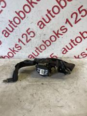 Ремень безопасности правый передний Hyundai Terracan HP D4BH 88820H1020 3 ракурс